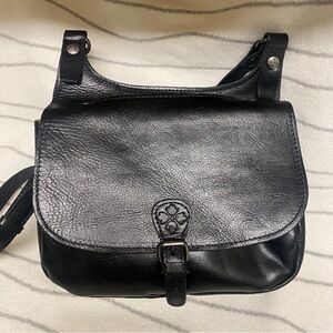 Patricia Nash London Saddle Bag